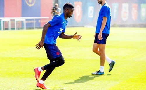 Dembelé durante el entrenamiento del Barcelona del 30 de septiembre