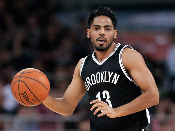 Jorge Gutiérrez en su paso por los Nets