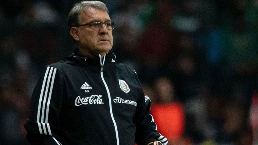 Tata Martino observa el duelo ante TyT