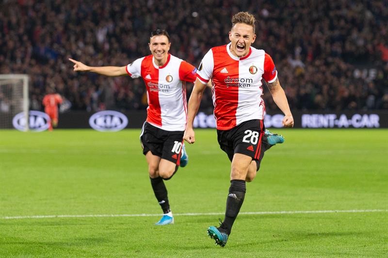 Festejo de jugadores del Feyenoord