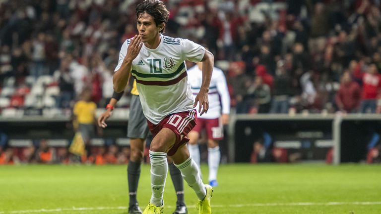 Macías, en el festejo de su gol ante TyT