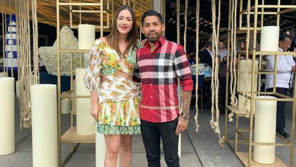 Javier Aquino junto a su ahora esposa Ailin Rosales