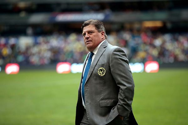 Miguel Herrera durante el Cruz Azul vs América de este sábado