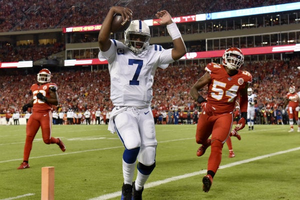 Jacoby Brissett celebrando su anotación con Colts