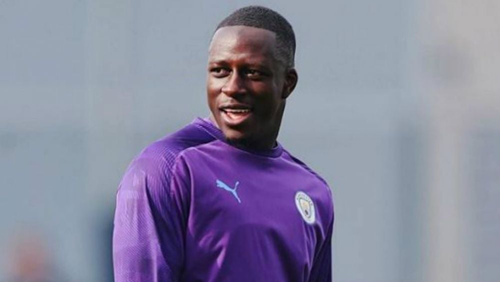 Benjamin Mendy en un entrenamiento con el Man City