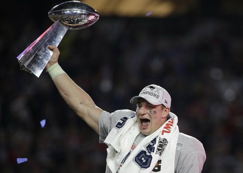 Gronkowski al triunfar en un Super Bowl