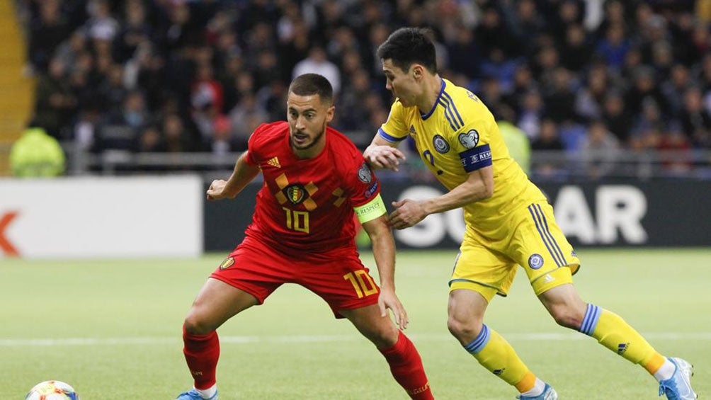 Hazard en el juego ante Kazajistán 