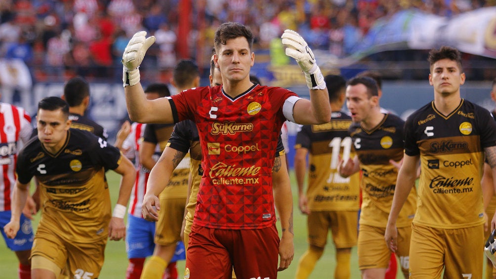 Gaspar Servio, durante un duelo con los Dorados