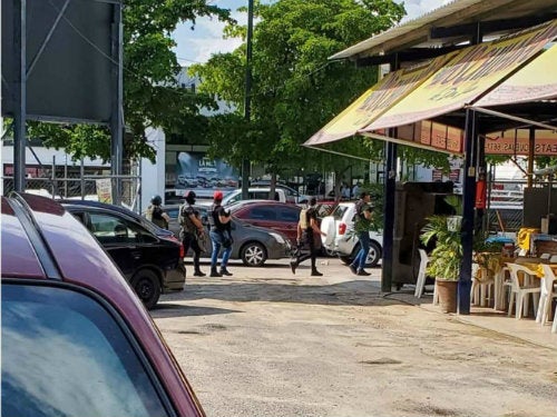 Grupo armado en las calles de Culiacán