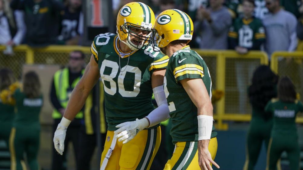 Graham celebra su touchdown con Aaron Rodgers 