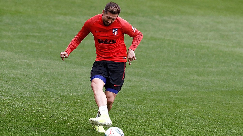 Héctor Herrera entrenando con el Atlético de Madrid