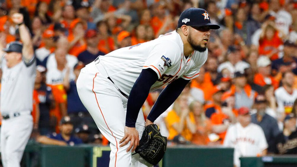 Roberto Osuna en la Serie de Campeonato con Astros