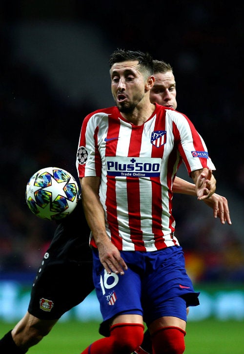 Héctor Herrera durante el partido vs Bayer Leverkusen