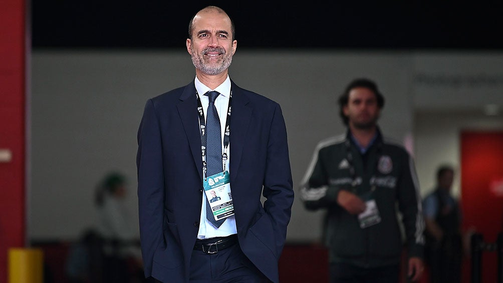 Guillermo Cantú antes de un partido de la Selección Mexicana