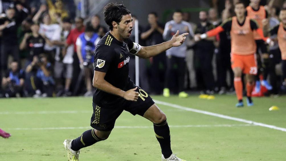 Carlos Vela celebra un gol con Los Angeles FC