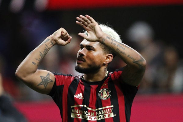 Josef Martínez celebrando su anotación