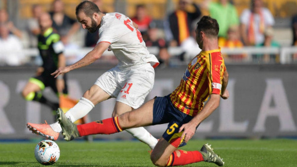 Gonzalo Higuaín en acción con la Juventus