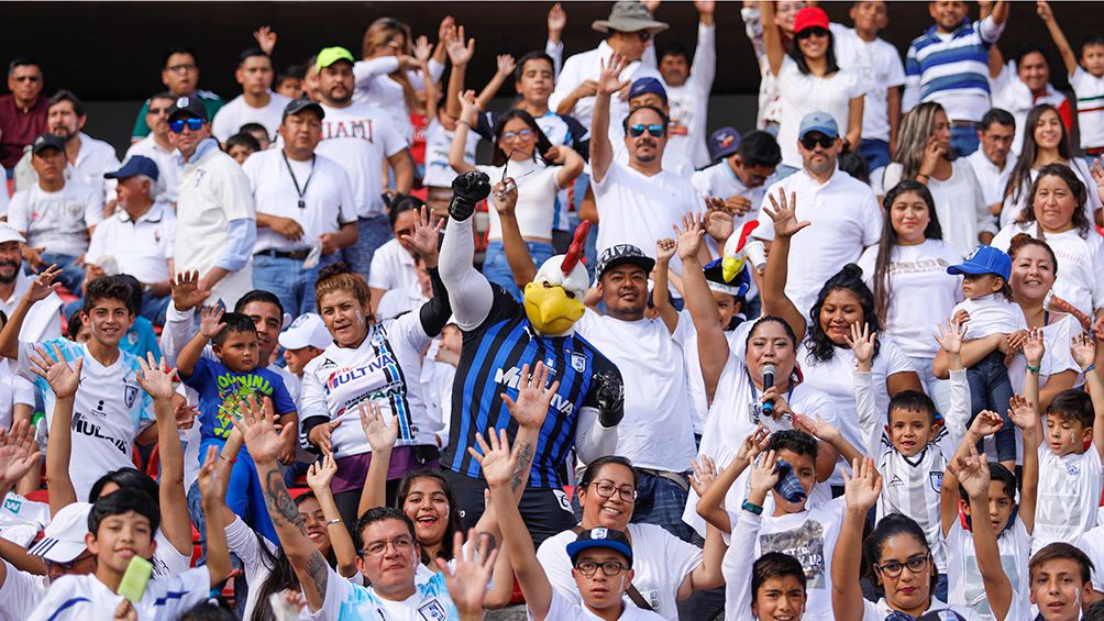 Los niños y las familias que ocuparon la cabecera