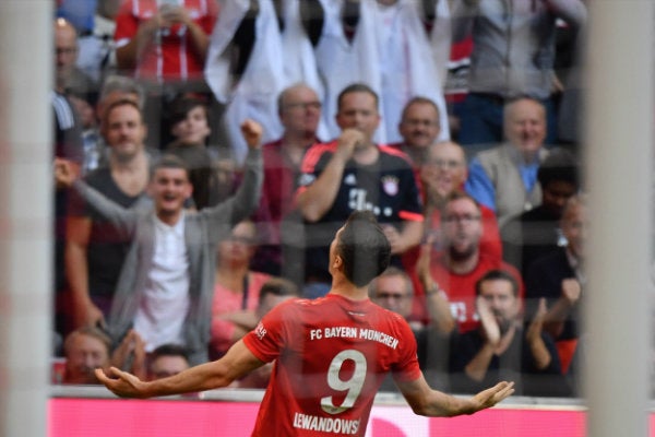 Robert Lewandowski festejando un gol con el Bayern Munich