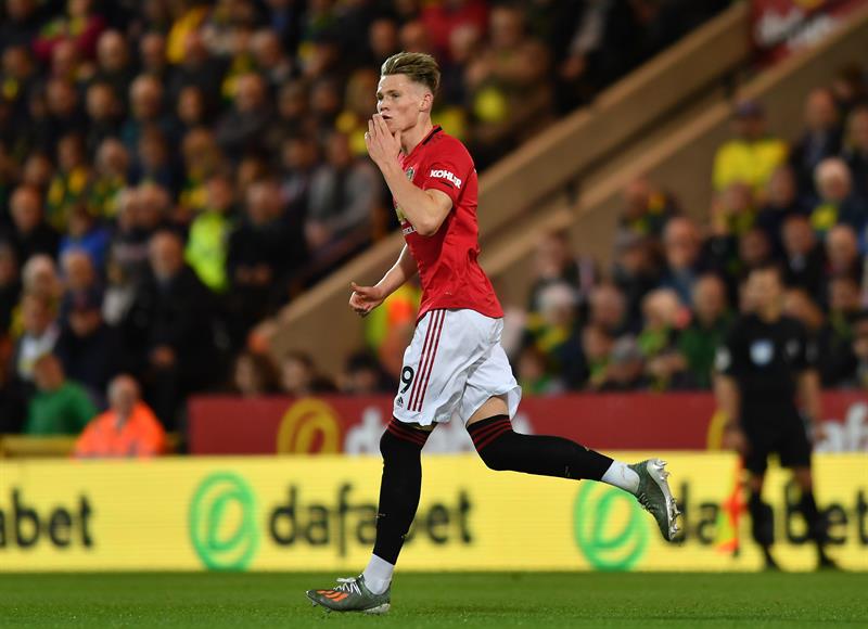 Scott McTominay festeja una anotación frente a Norwich