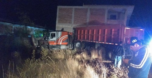 Un camión que sufrió un accidente