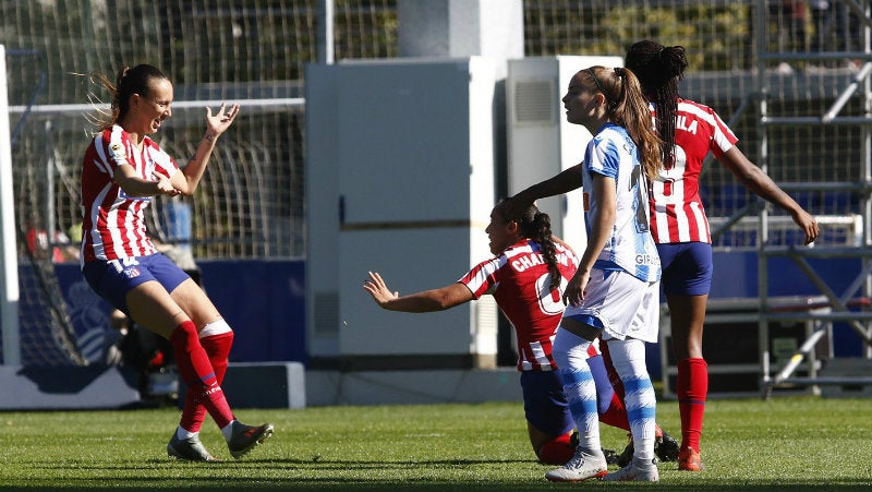 Charlyn Corral jugando con el Atlético Femenino