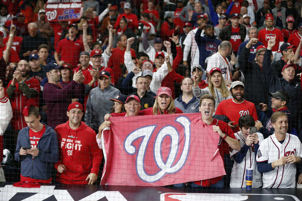 La afición de Washington celebró en patio ajeno