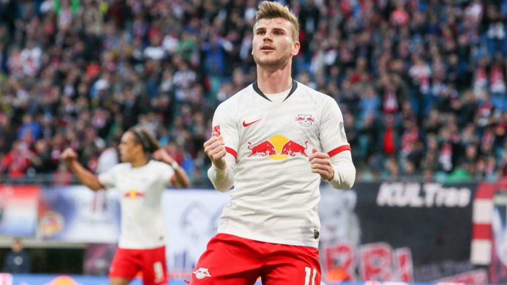 Timo Werner festeja uno de sus goles 