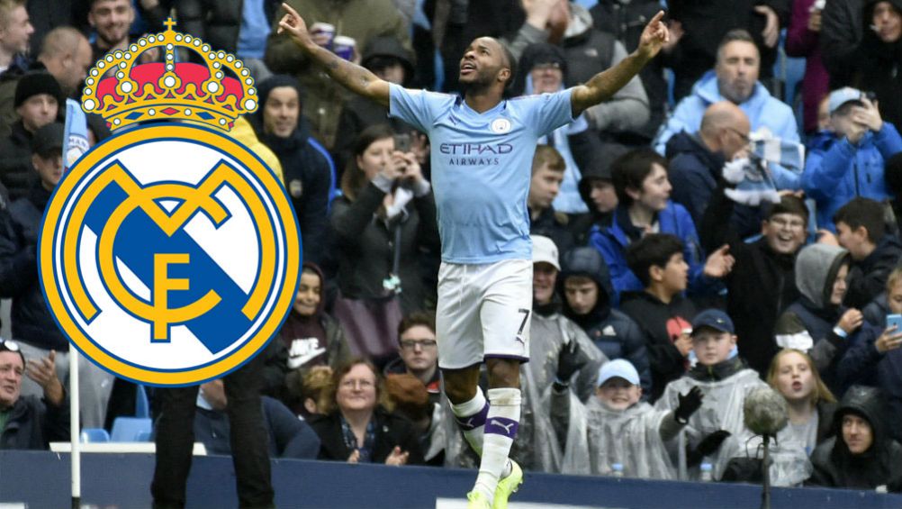 Raheem Sterling festeja gol con Manchester City