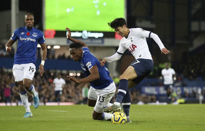 Son Heung-min, durante el partido ante Everton 