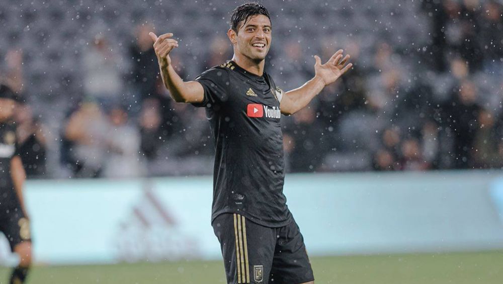 Carlos Vela celebra un gol con Los Angeles FC