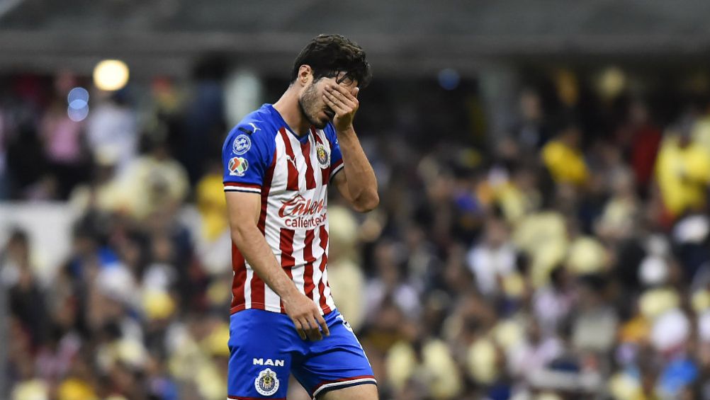 Pollo, en lamento durante partido de Chivas