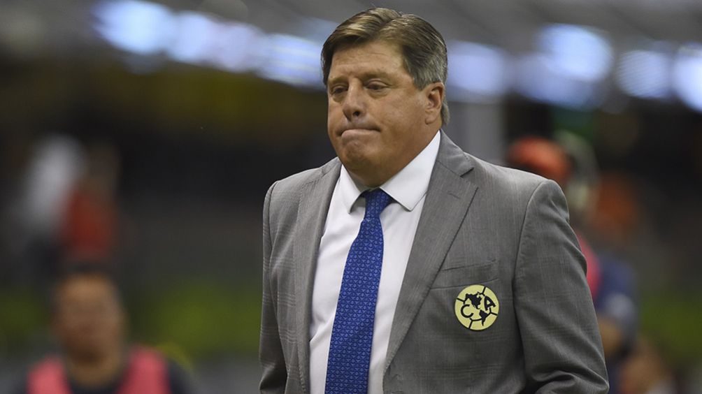 Miguel Herrera, en un juego del América en el A2019