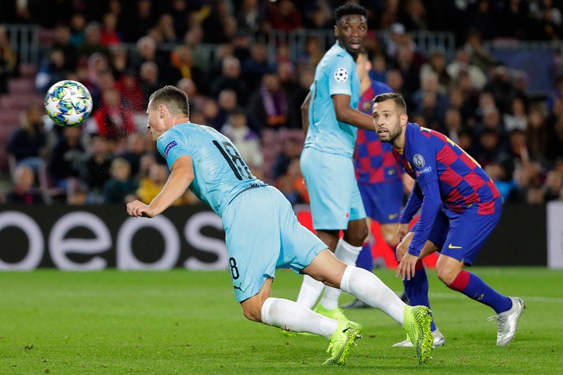 Jordi Alba en el juego ante Slavia Praga