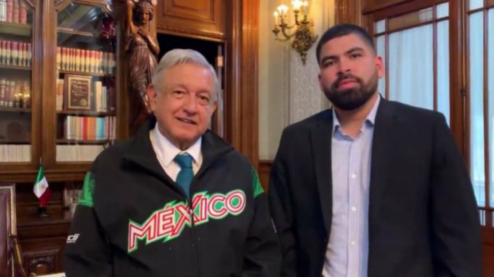 AMLO en reunión con Urquidy