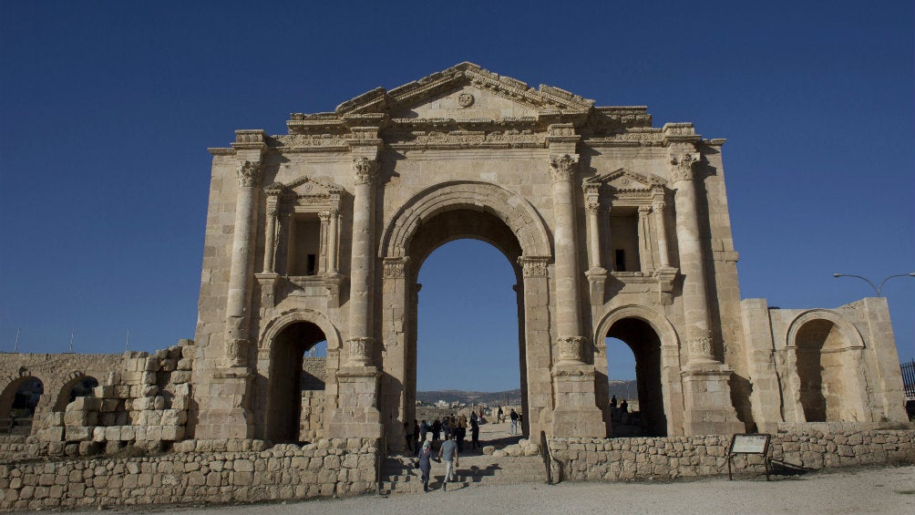 El Arco Adriano, de la bien conservada ciudad romana de Gerasa, en Jerash, Jordania