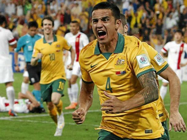 Tim Cahill, figura de la selección australiana varonil, en duelo ante Perú