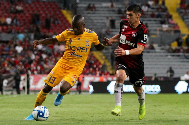 Enner Valencia en partido contra Atlas