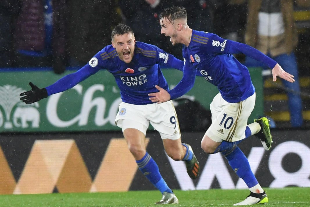 James Maddison y Jamie Vardy celebrando un gol ante el Arsenal