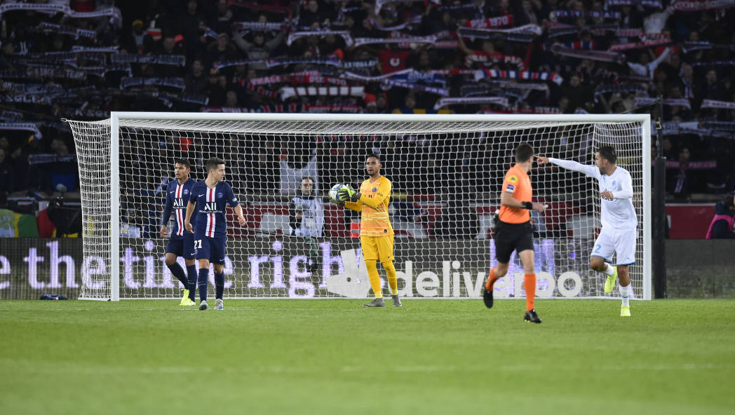 Keylor Navas en un partido con el PSG