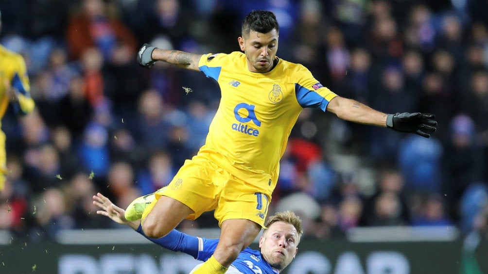 Jesús corona en el partido entre Boavista y Porto