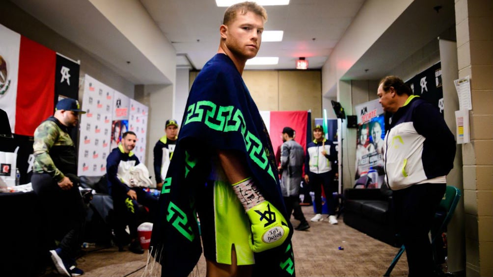 Canelo antes de su batalla con Kovalev