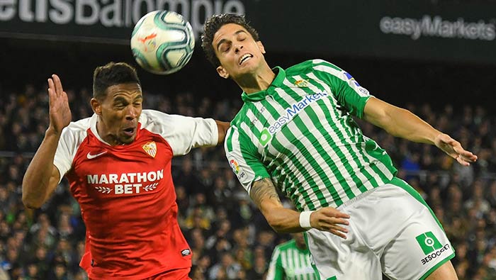 Marc Bartra, durante el partido ante Sevilla