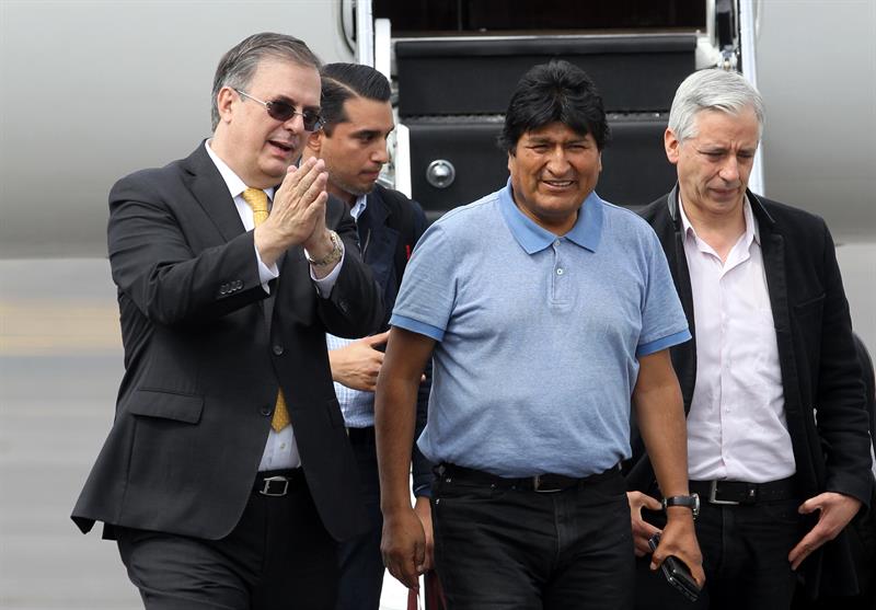 Evo Morales a su llegada a México