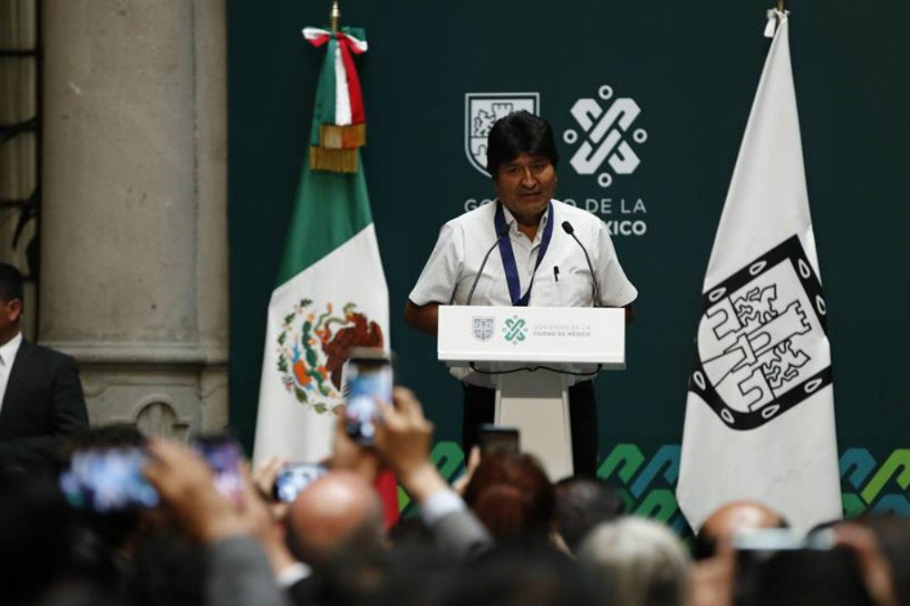 El expresidente boliviano en el Antiguo Palacio de Ayuntamiento