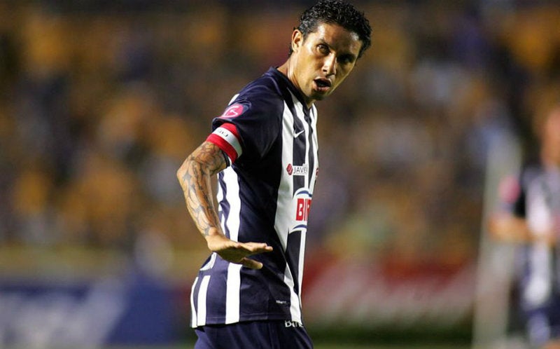 Jesús Arellano jugando con Monterrey