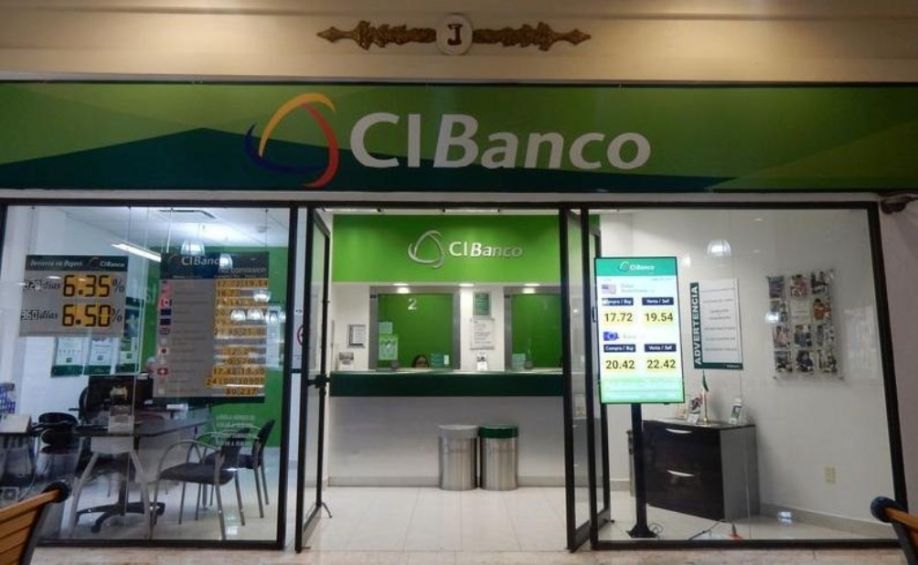 La entrada a una sucursal de CIBanco 