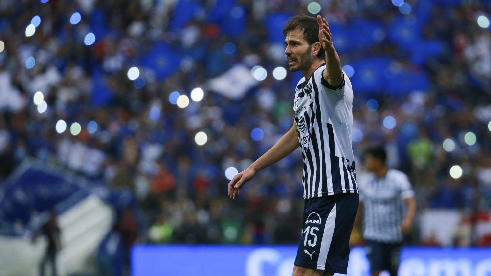 José María Basanta durante un juego del Monterrey