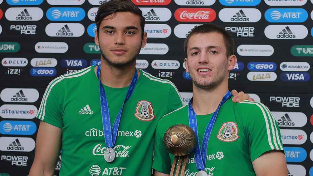  Eduardo García y Eugenio Pizzuto en conferencia de prensa