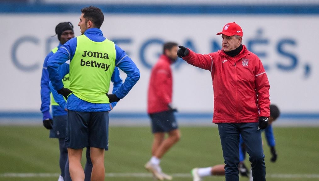 Aguirre en un entrenamiento del Leganés